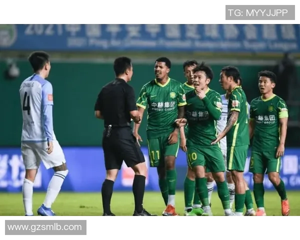 深圳足球队以55分领跑挑战赛积分榜展现强劲实力